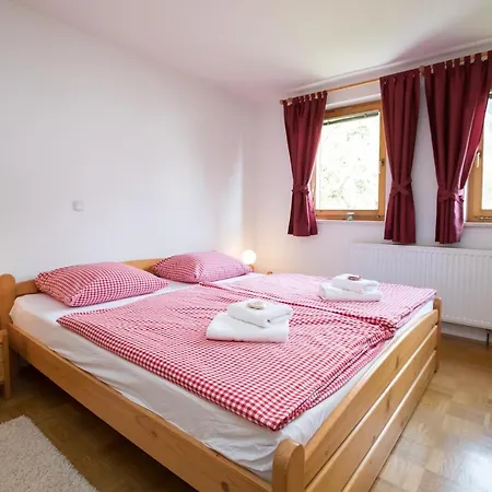 Apartmaji Katrnjek Bohinj