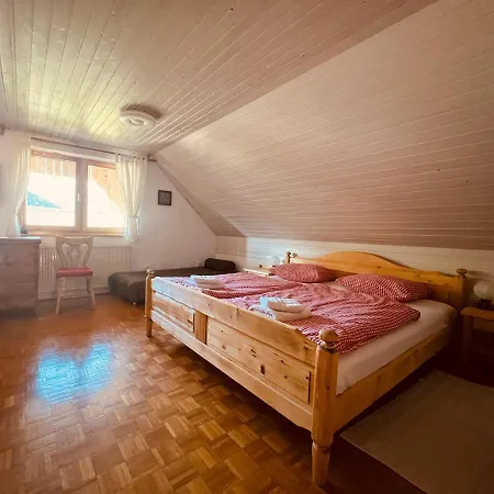 Appartamento Apartmaji Katrnjek