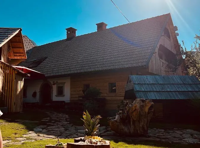 Apartmaji Katrnjek Διαμέρισμα *